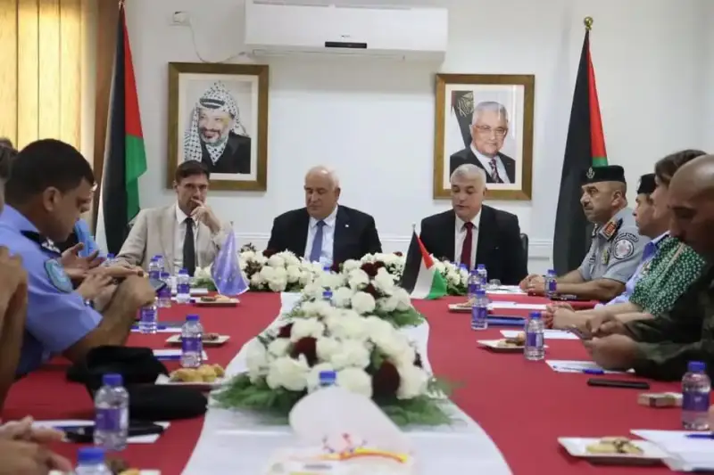 وزير الداخلية