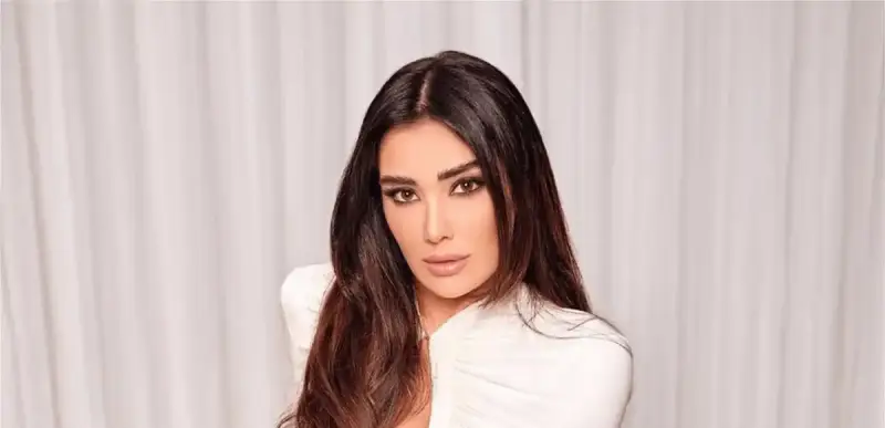 جيسيكا عازار