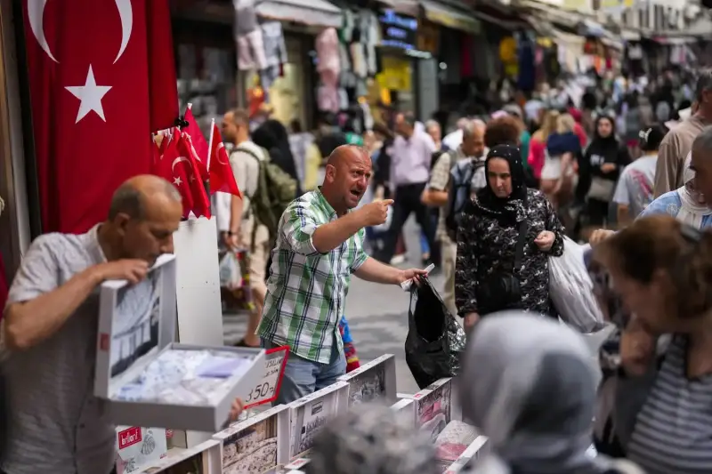 أحد الأسواق التركية