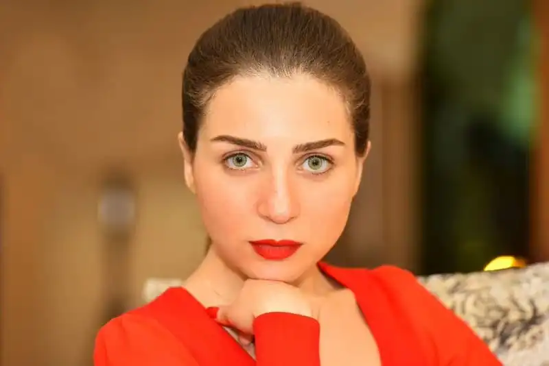 مى عز الدين