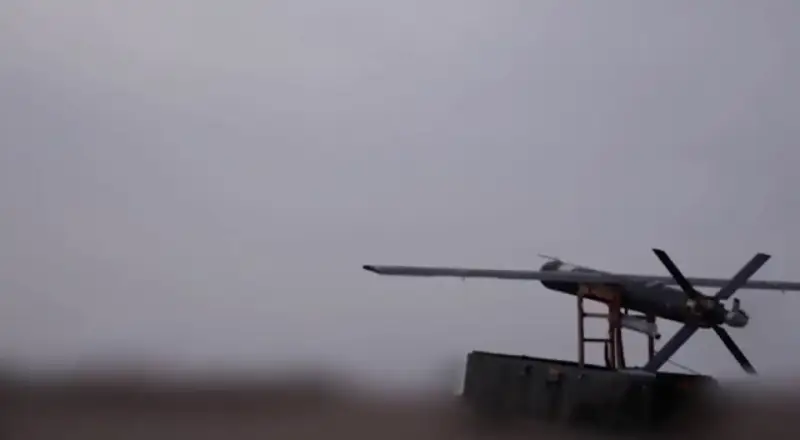 طائرة  مسيرة