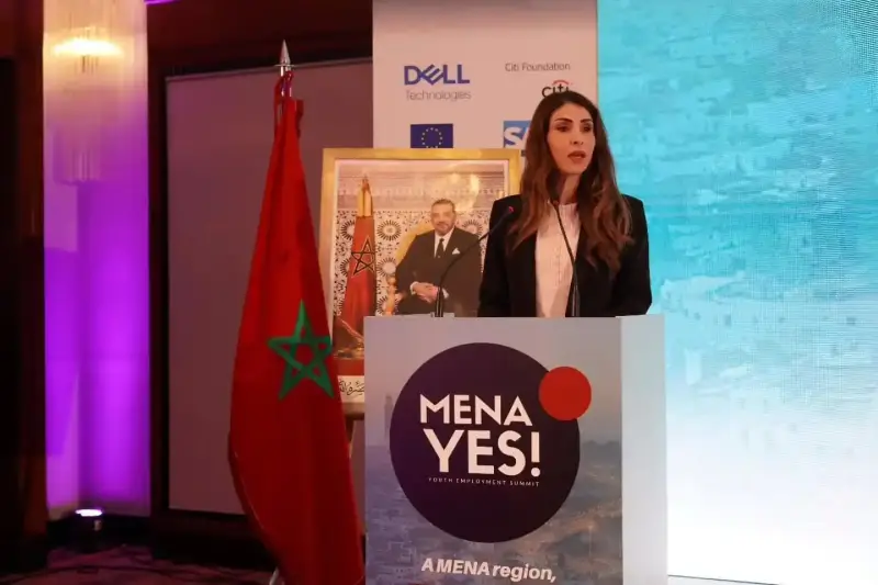 وزيرة العمل