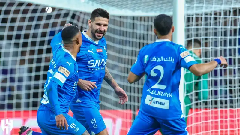 الهلال