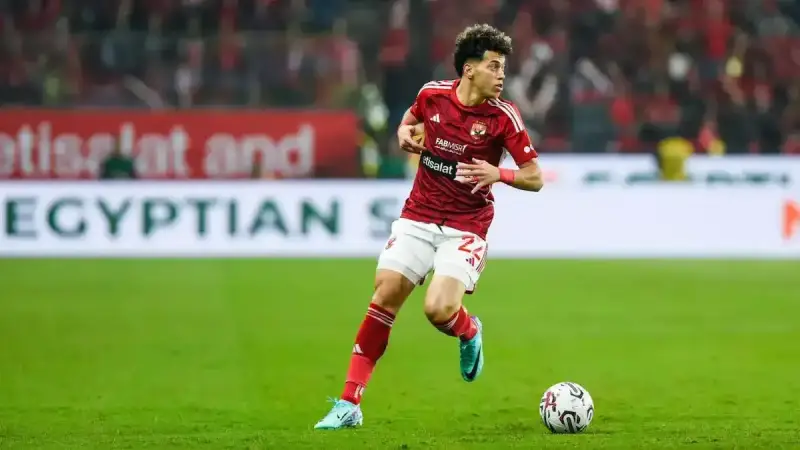 إمام عاشور لاعب الأهلي