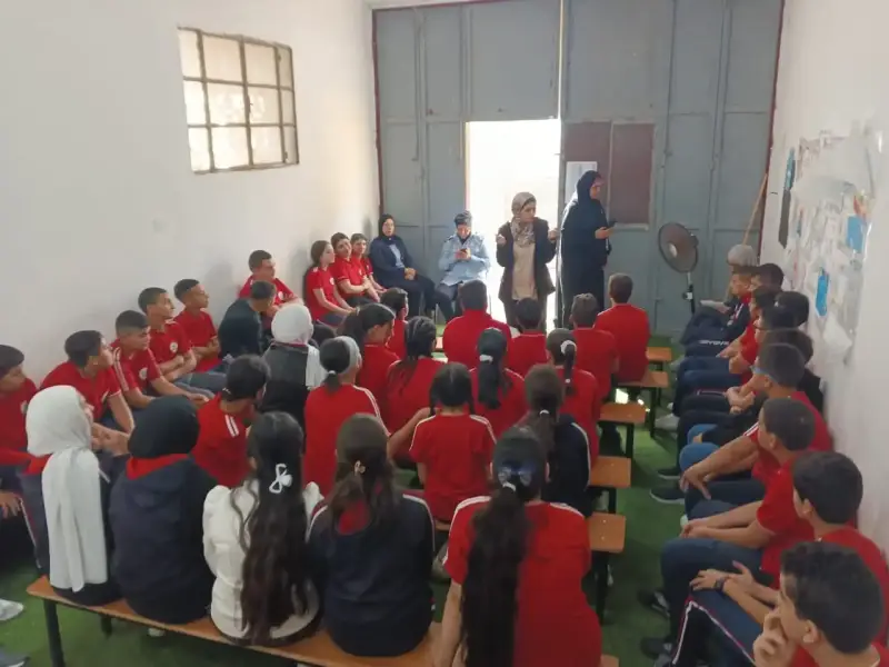 الضابطة الجمركية تقدم محاضرات توعوية