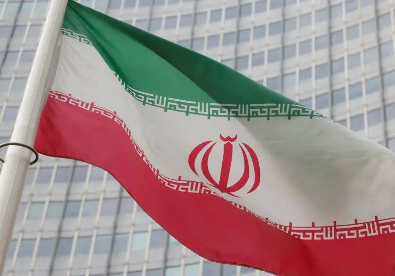 إيران