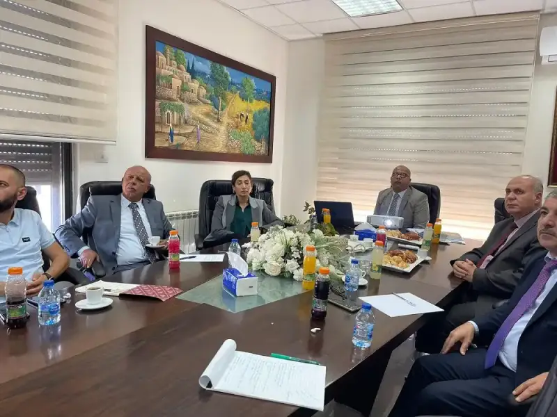 وزير الثقافة الفلسطيني مع رئيس الجهاز المركزي للإحصاء