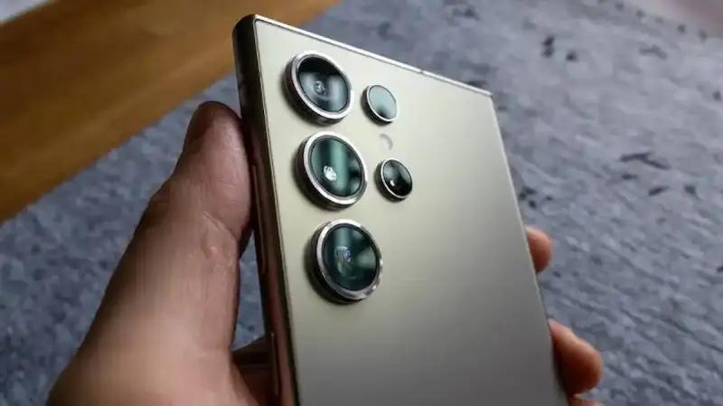 ألوان هاتف سامسونج Galaxy S25 Ultra