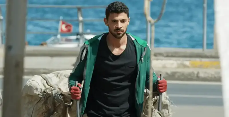 خالد أوزغور