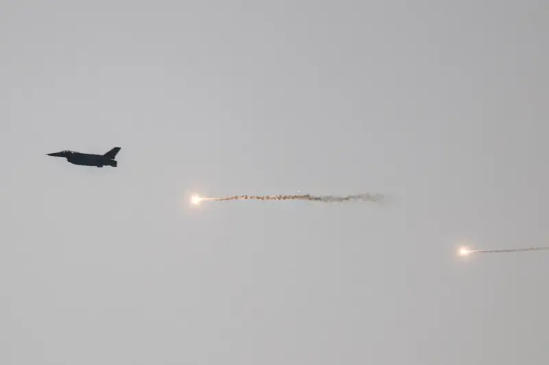 إيران