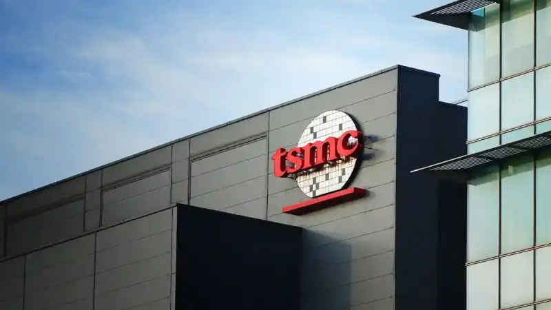 شركة TSMC ترفض شراء مصانع Intel