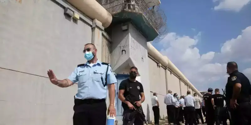 سجن اسرائيلي