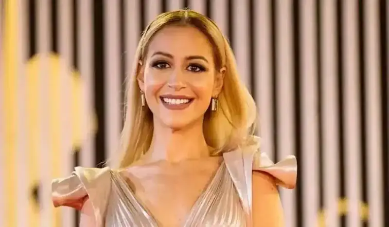 إطلالة منة شلبي في مهرجان الجونة السينمائي 2024