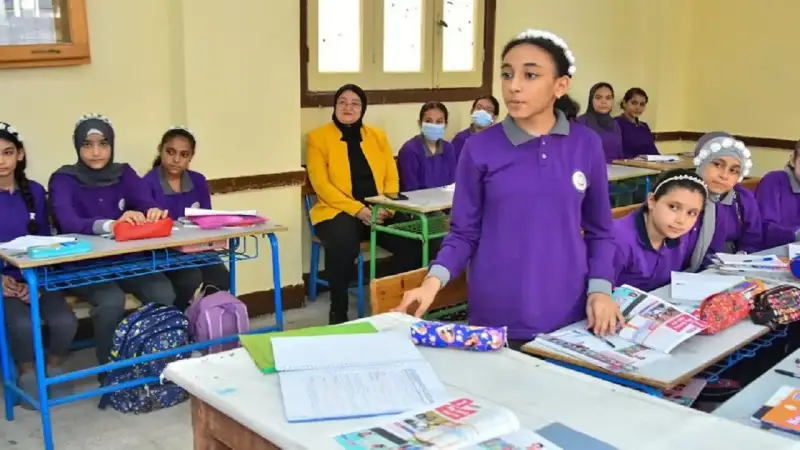 الطلاب في المدارس