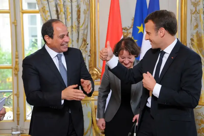ماكرون والسيسي