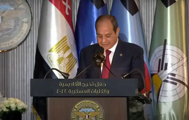 الرئيس المصري  عبد الفتاح السيسي
