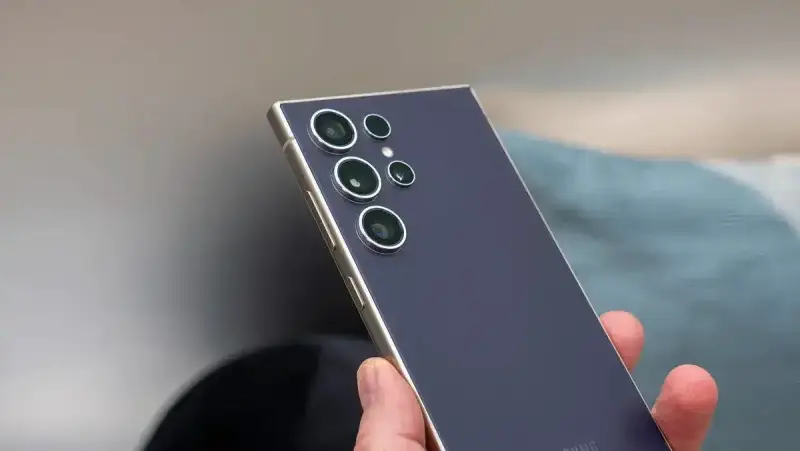 سامسونج تختار التوفير.. تقنية M13 في شاشات Galaxy S25