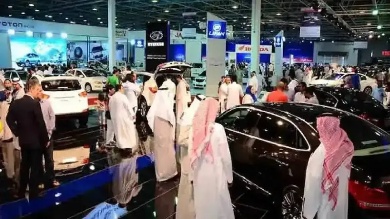 معرض السيارات بجدة