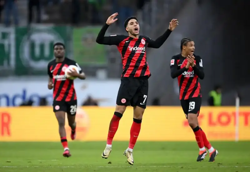 آينتراخت فرانكفورت وبوروسيا مونشنغلادباخ