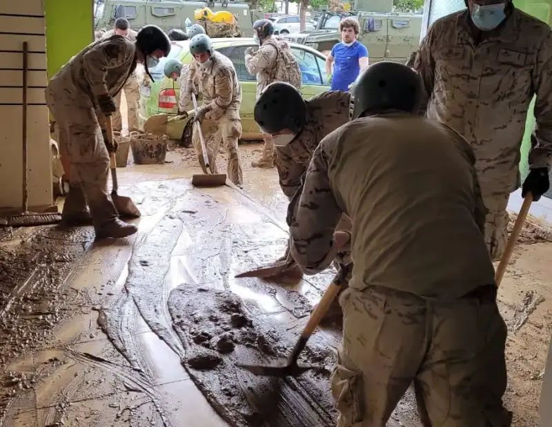 جنود الجيش الإسباني