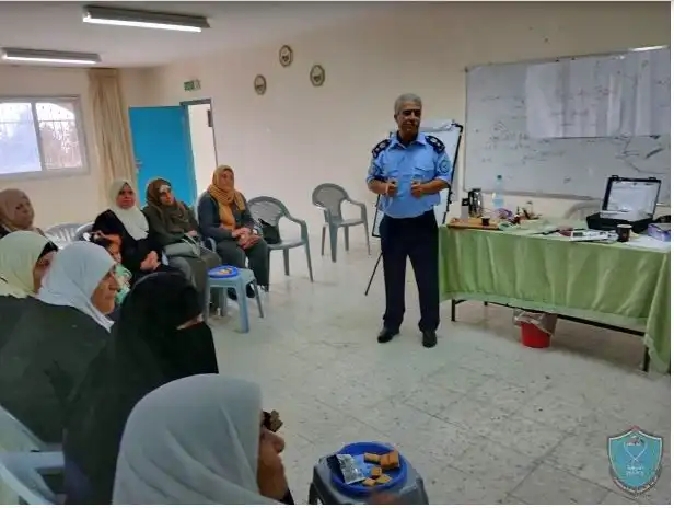 الشرطة الفلسطينية تنفذ لقاء توعية حول المخدرات