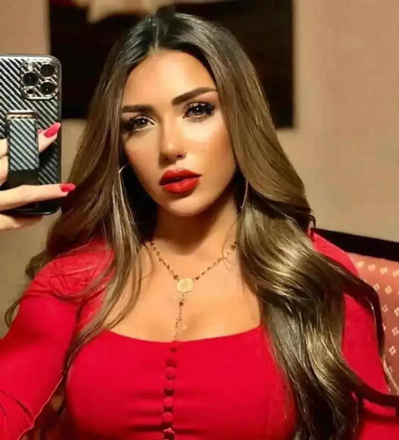 سارة سلامة تروج لشخصيتها في مسلسل "نقطة سودة"