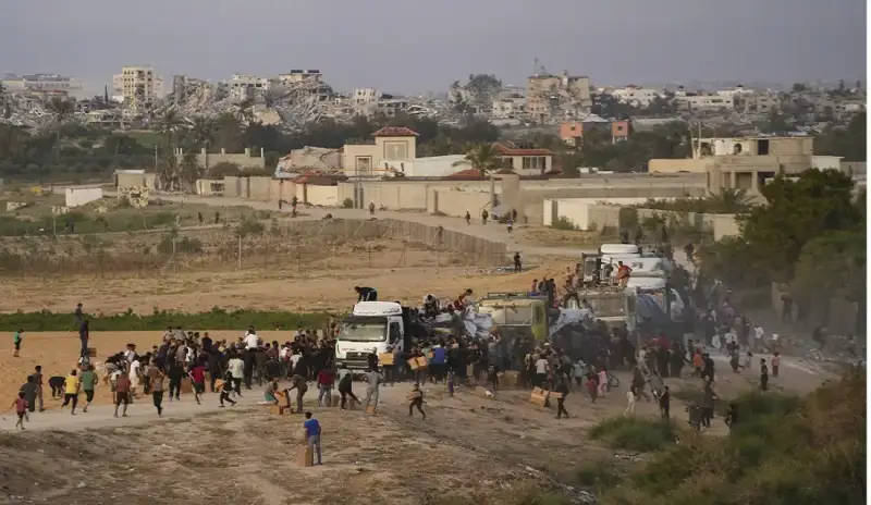 سرقة شاحنات المساعدات في غزة