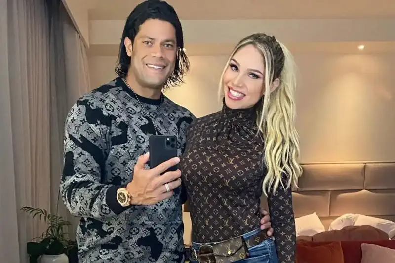 زواج هالك و كاميلا أنجيلو ابنة أخت زوجته السابقة.. علاقة مثيرة للجدل