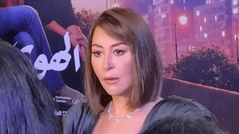 منة شلبي تحتفل بنجاح "الهوى سلطان" في السعودية