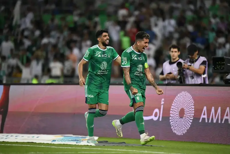 الأهلي ضد استقلال