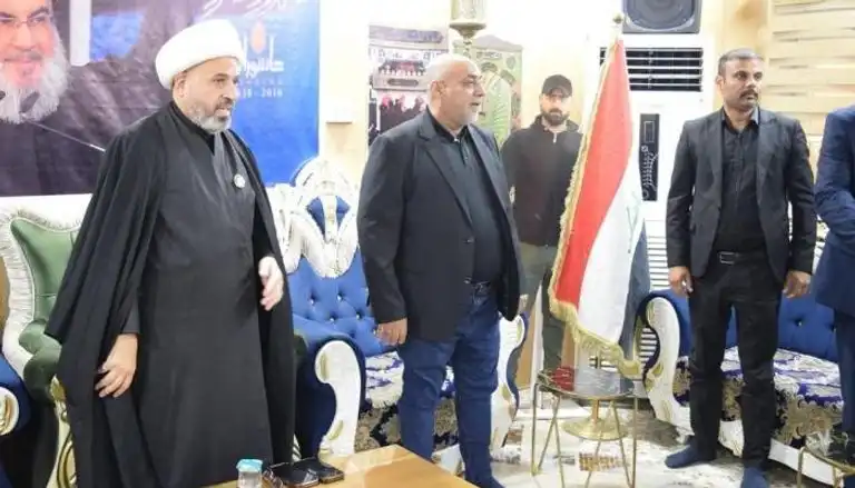 تجنيد مقاتلين للقتال في سوريا
