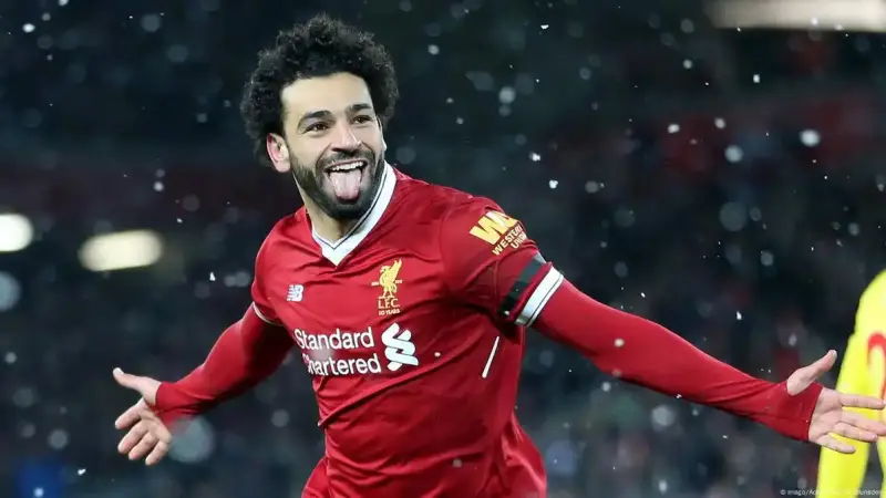 بخور محمد صلاح وكتاب الذكاء العاطفي