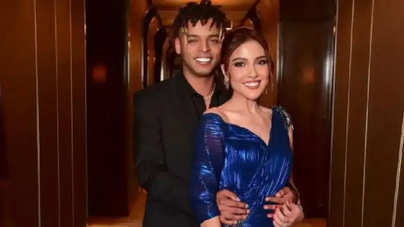 مي كساب