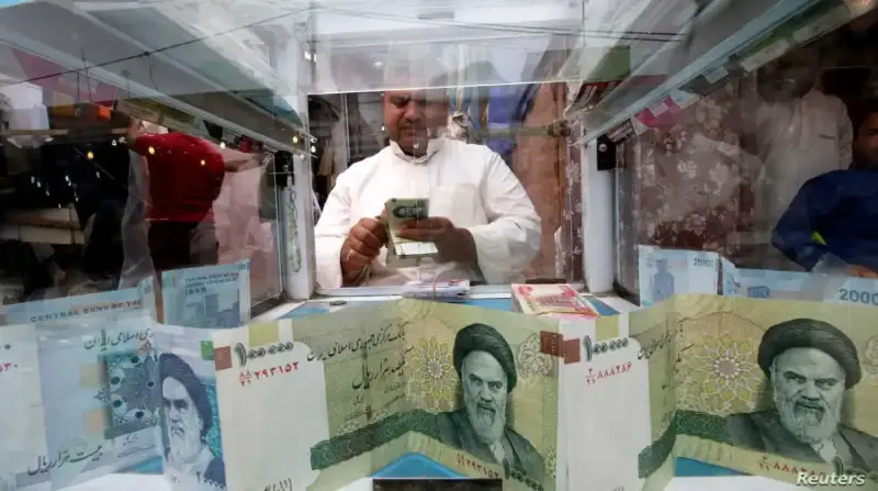 سعر الريال الإيراني مقابل الدولار اليوم