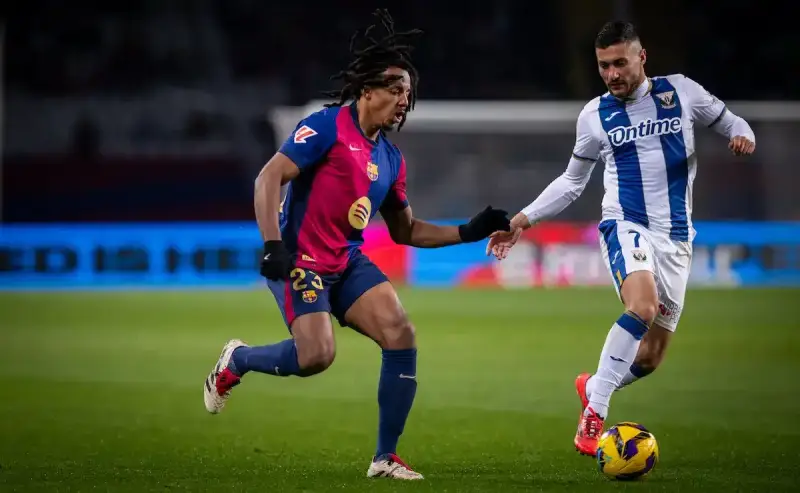 برشلونة ضد ليغانيز