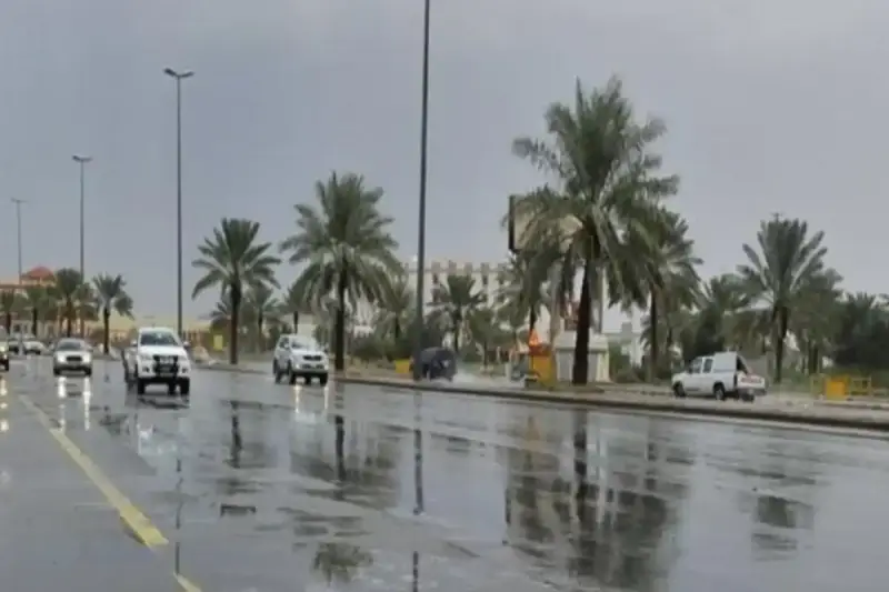 الطقس اليوم وغداً بالمملكة