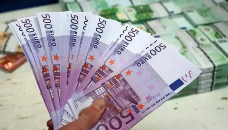 سعر اليورو في الجزائر اليوم الأحد 22 ديسمبر 2024