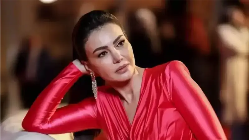 دينا فؤاد