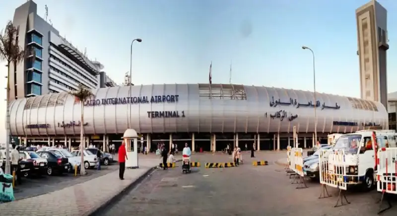 مطار القاهرة الدولي