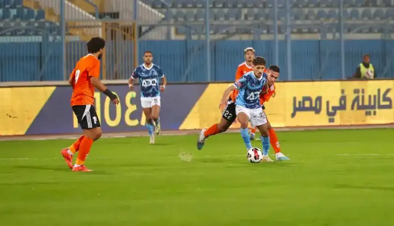 الأهرام ضد فاركو