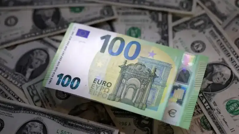 سعر 100 يورو بالدينار الجزائري اليوم