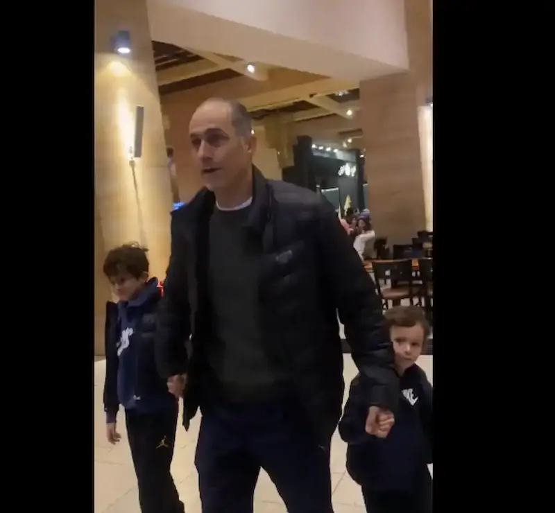 جمال مبارك ونجليه