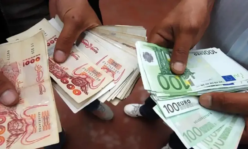 سعر 100 يورو بالدينار الجزائري