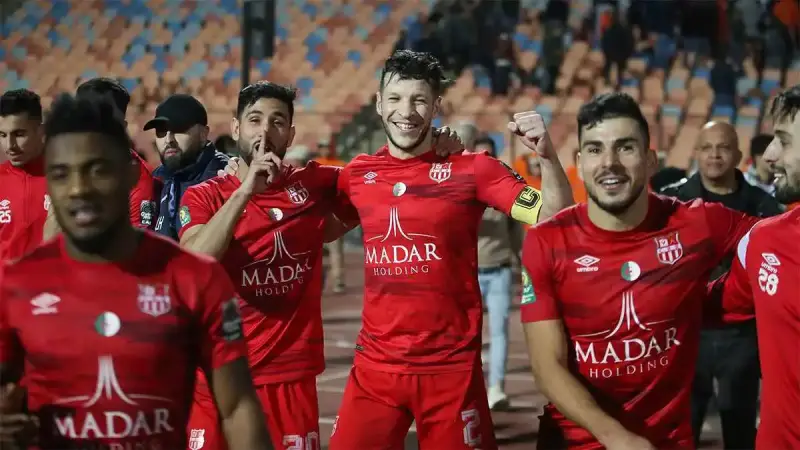 شباب بلوزداد ضد شباب الزاوية