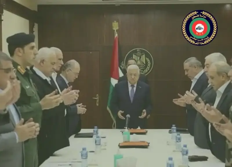 اجتماع الرئيس الفلسطيني بالأجهزة الأمنية