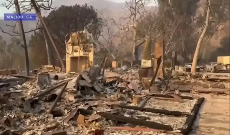 حريق قصر ميل جيبسون