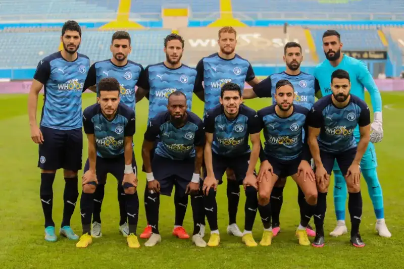 ساغرادا إسبيرانسا ضد الأهرام