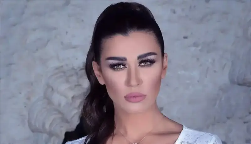 نادين الراسي