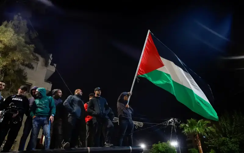 فلسطين