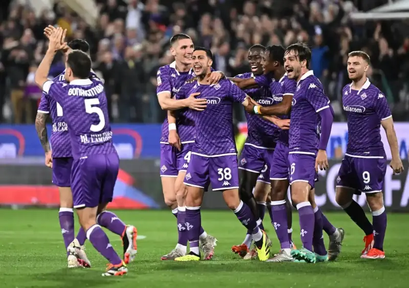 فيورنتينا ضد تورينو